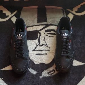 Adidas contenintal 80's